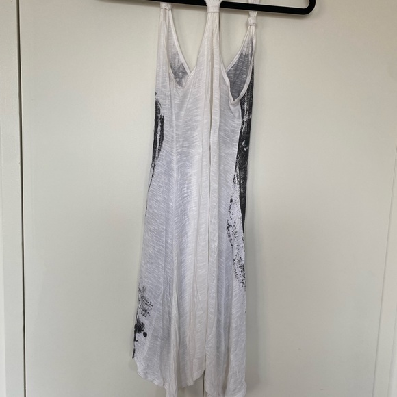 Tunic Top, makes a great cover-up - Picture 2 of 2